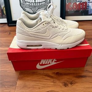 Nike Air Max 1 Ultra Moire Sneakers